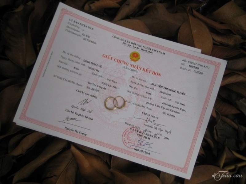 Kết hôn là gì? 6 giayychung nhan ket hon